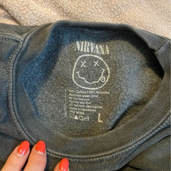 Nirvana sweatshirt - Picture 3 of 4